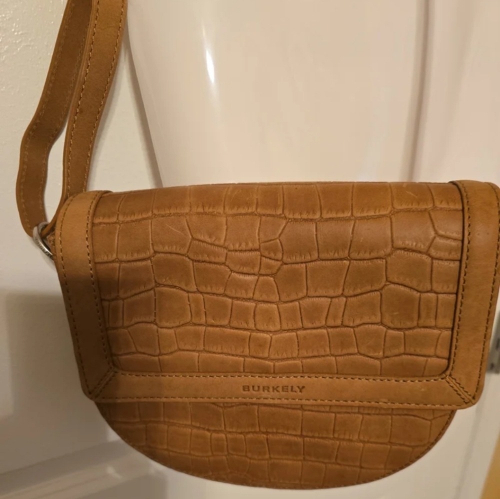 Rare! Burkely Tan Croc-Embossed Women's Crossbody Bag